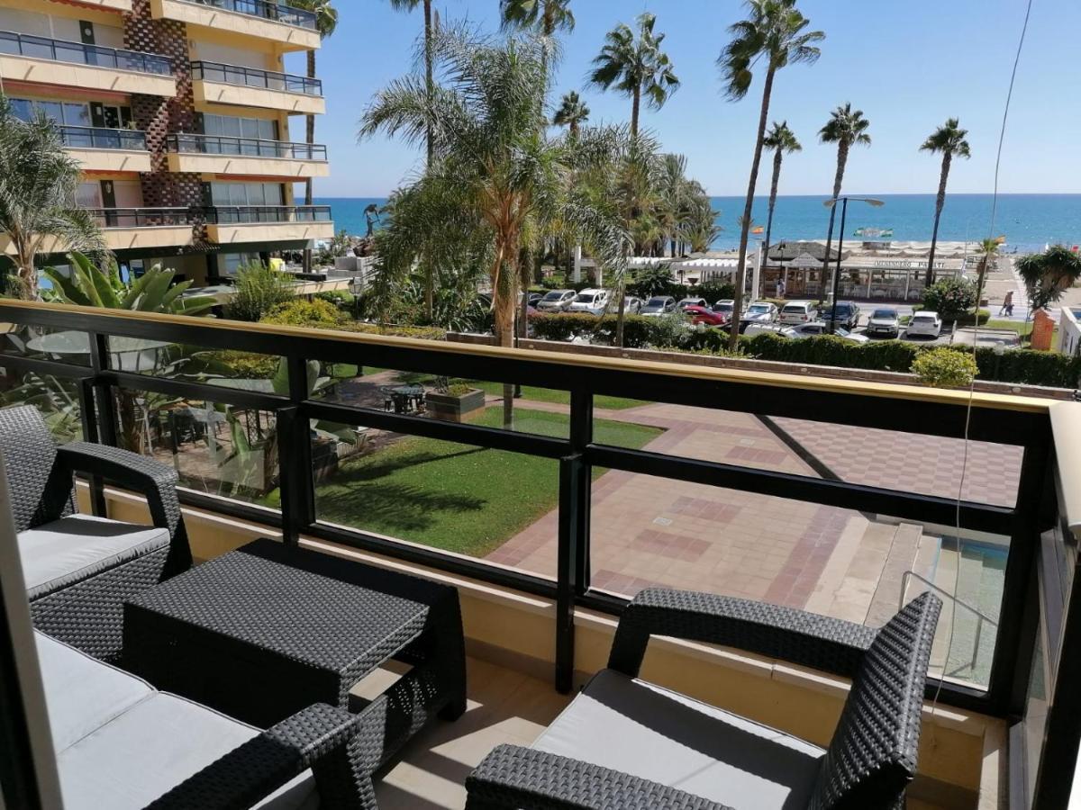 Esplendido Apartamento, Carihuela Edificio El Remo, Primera Linea Torremolinos